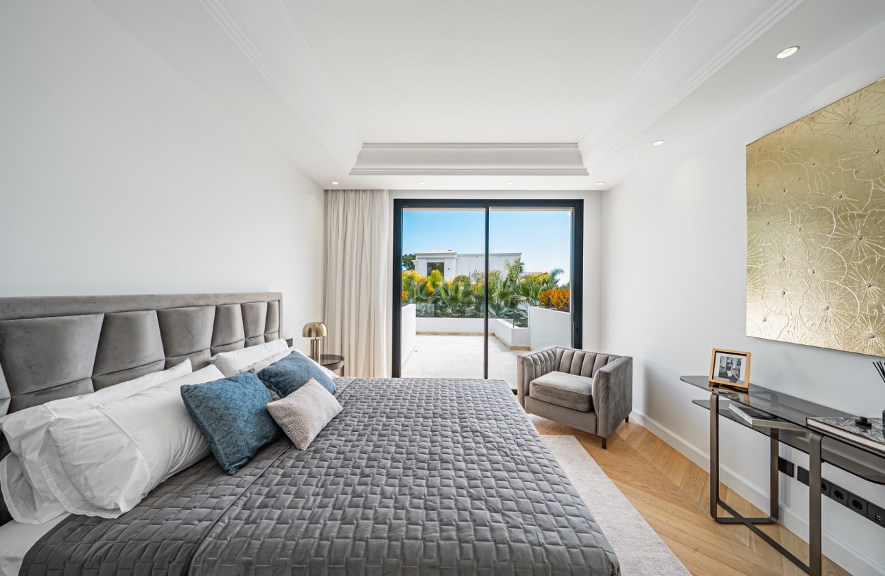 Obra nueva - Villa - Marbella - Nueva Andalucia