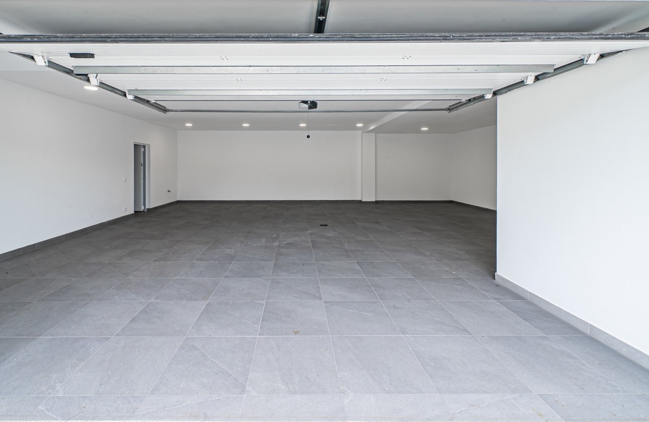 Obra nueva - Villa - Marbella - Nueva Andalucia