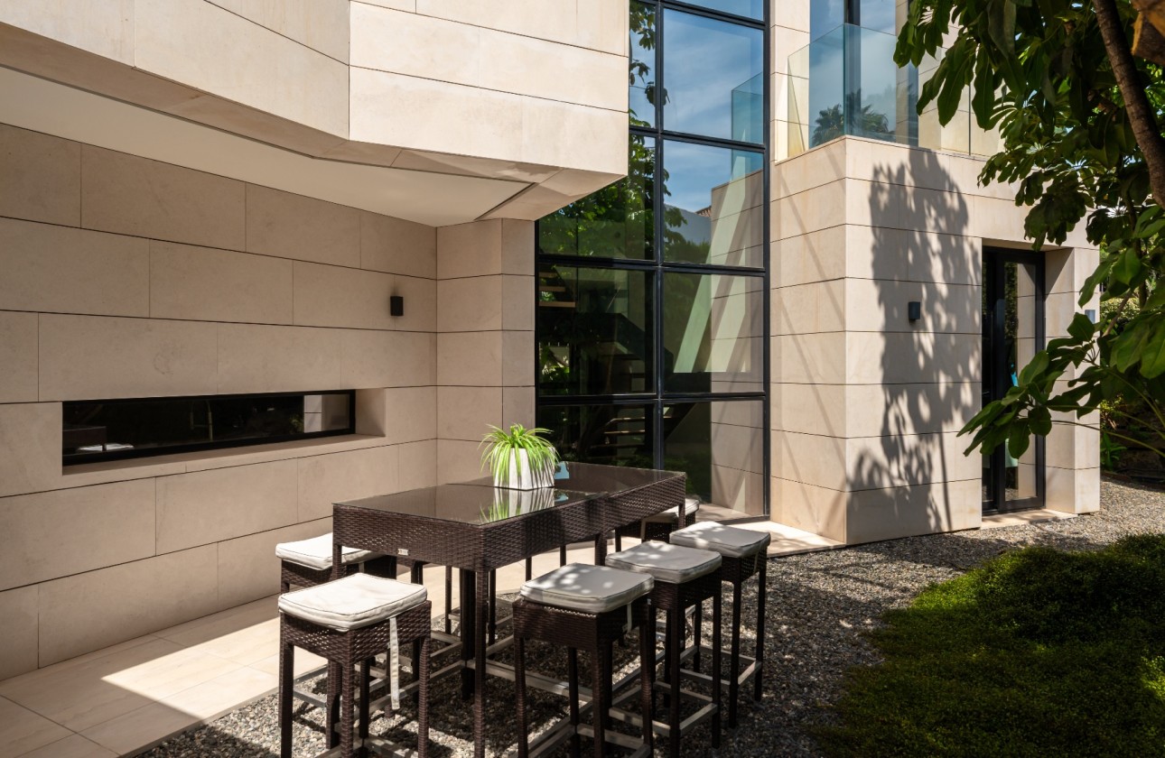 Obra nueva - Villa - Marbella - Nueva Andalucia