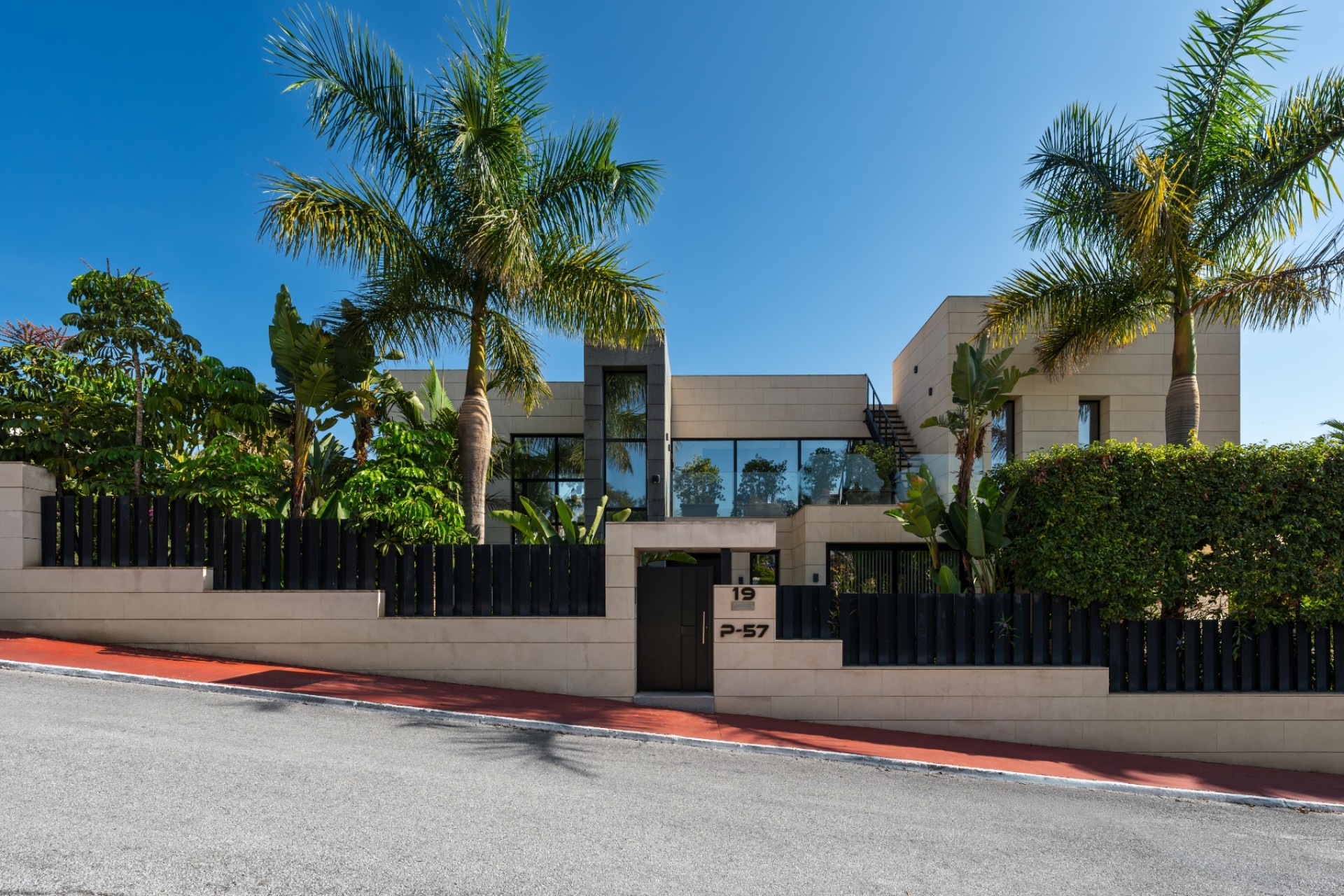 Obra nueva - Villa - Marbella - Nueva Andalucia