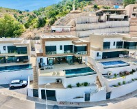Resale - Villa - Almuñécar