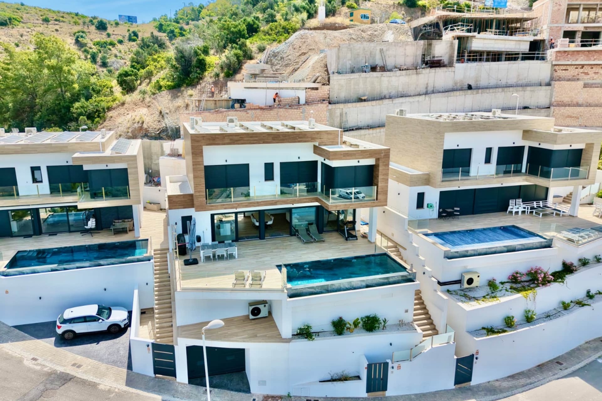 Resale - Villa - Almuñécar