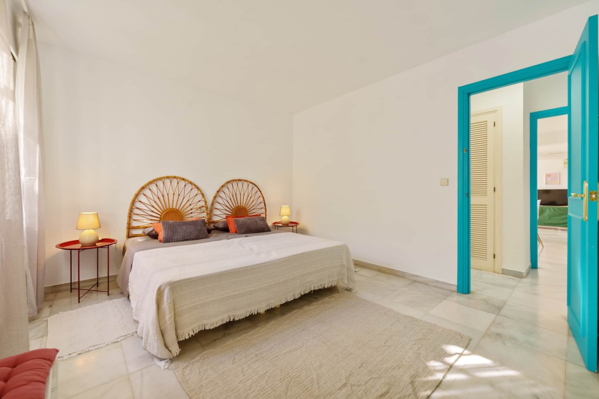 Resale - Villa - Estepona - Selwo
