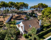 Resale - Villa - Estepona - Selwo