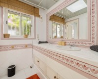 Reventa - Villa - Estepona - Selwo