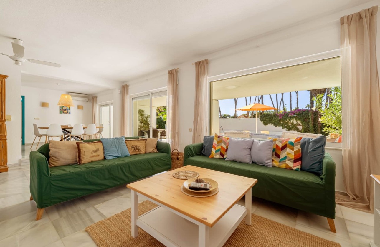 Reventa - Villa - Estepona - Selwo