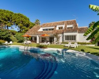 Reventa - Villa - Estepona - Selwo