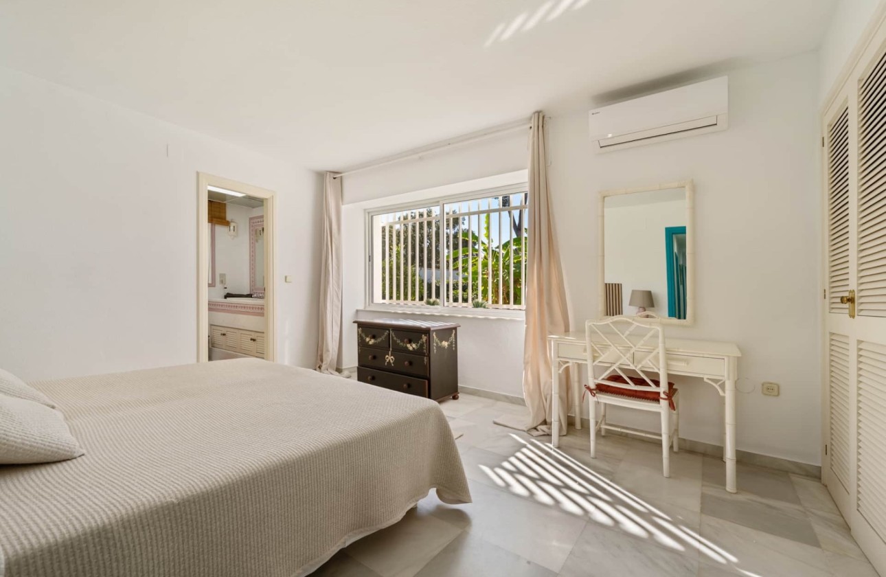 Rynek Wtórny - Villa - Estepona - Selwo
