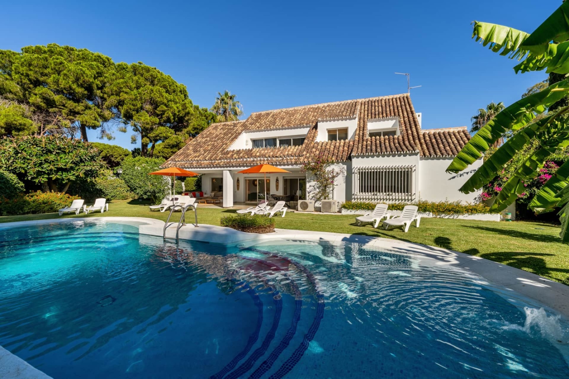 Rynek Wtórny - Villa - Estepona - Selwo