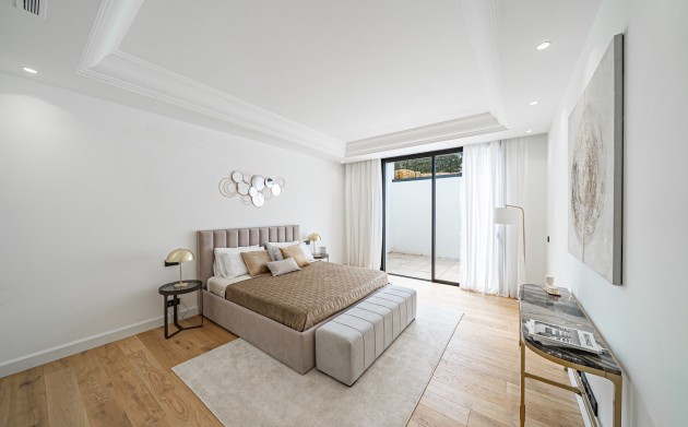 Obra nueva - Villa - Marbella - Nueva Andalucia