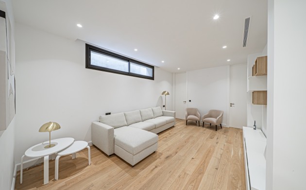 Obra nueva - Villa - Marbella - Nueva Andalucia