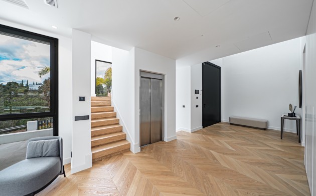 Obra nueva - Villa - Marbella - Nueva Andalucia