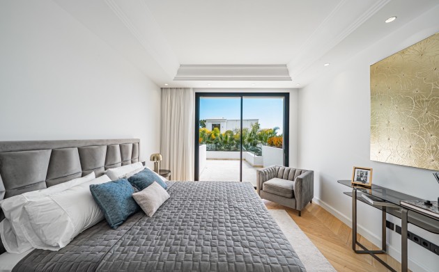 Obra nueva - Villa - Marbella - Nueva Andalucia