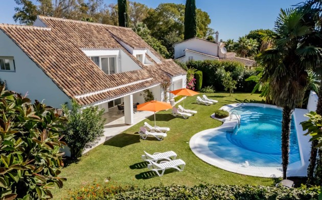 Resale - Villa - Estepona - Selwo