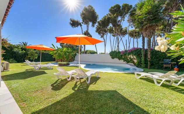 Resale - Villa - Estepona - Selwo