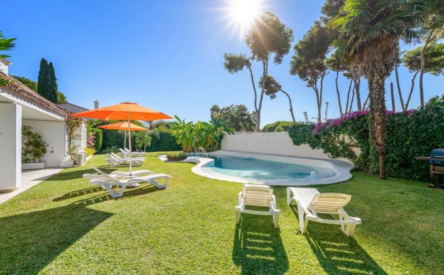 Resale - Villa - Estepona - Selwo