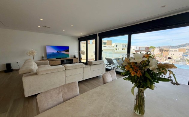 Resale - Villa - Almuñécar